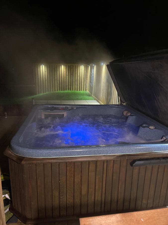 Holiday home New! Country Boutique Escape . Hot Tub Weare Giffard